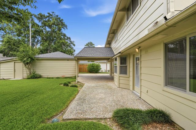 5306 Dana Leigh Drive, Houston, TX 77066