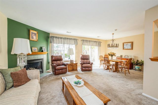 326 Erin Lane, East Setauket, NY 11733