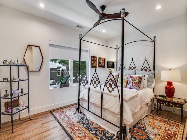 4200 University Boulevard, University Park, TX 75205