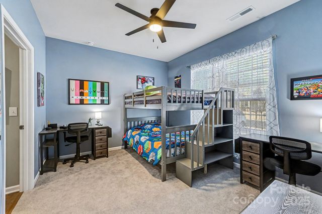 125 White Apple Way, Statesville, NC 28625