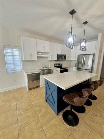 14602 SW 182nd Ter 0, Miami, FL 33177