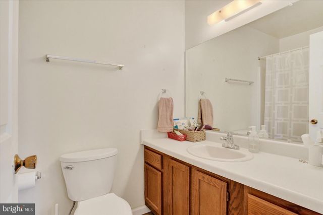 6222 SPRING KNOLL DR, Harrisburg, PA 17111