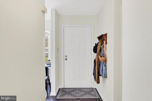 6222 SPRING KNOLL DR, Harrisburg, PA 17111