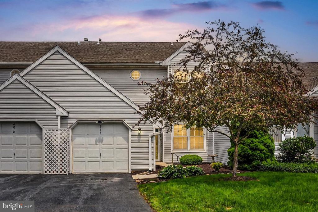 6222 SPRING KNOLL DR, Harrisburg, PA 17111