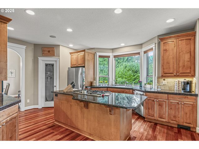 29200 Nw 71st, Ridgefield, WA 98642