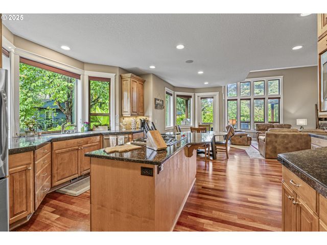 29200 Nw 71st, Ridgefield, WA 98642