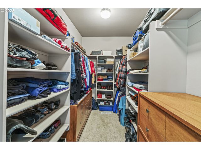 29200 Nw 71st, Ridgefield, WA 98642
