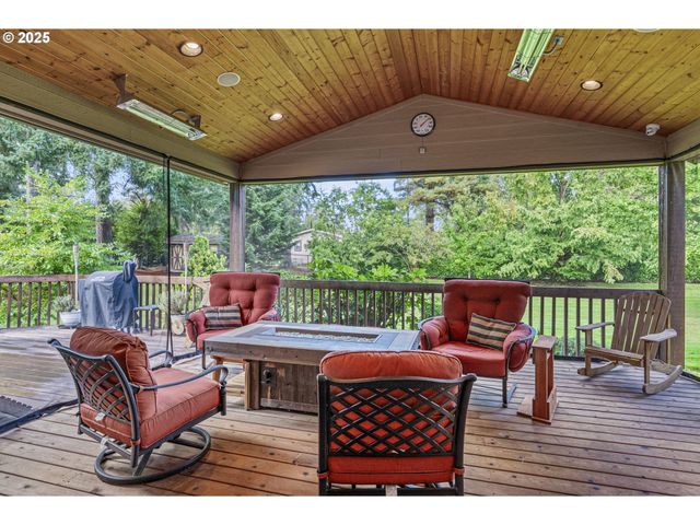 29200 Nw 71st, Ridgefield, WA 98642