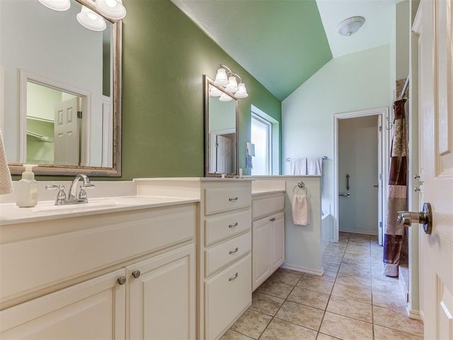 12212 Kimberlyn Road, Oklahoma City, OK 73162