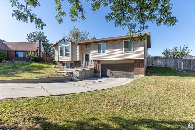 228 E GOLDEN WILLOW CIR, Sandy, UT 84070