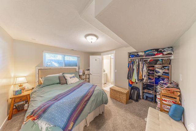 228 E GOLDEN WILLOW CIR, Sandy, UT 84070
