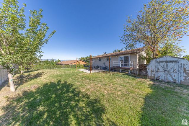 228 E GOLDEN WILLOW CIR, Sandy, UT 84070