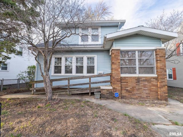 921 BROADWAY Road, Pekin, IL 61554