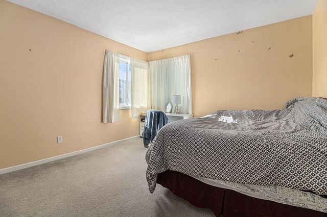 1882 Crosswinds Court Se, City Of Kentwood, MI 49508