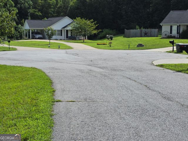 82 Stoney Creek Drive, Cleveland, GA 30528