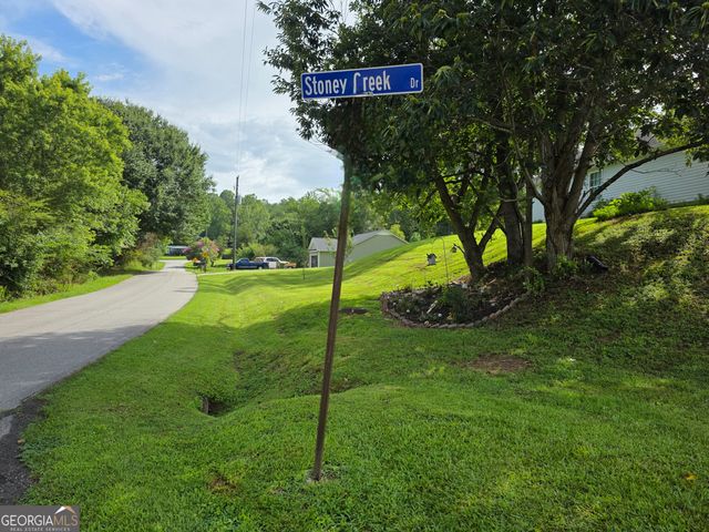 82 Stoney Creek Drive, Cleveland, GA 30528