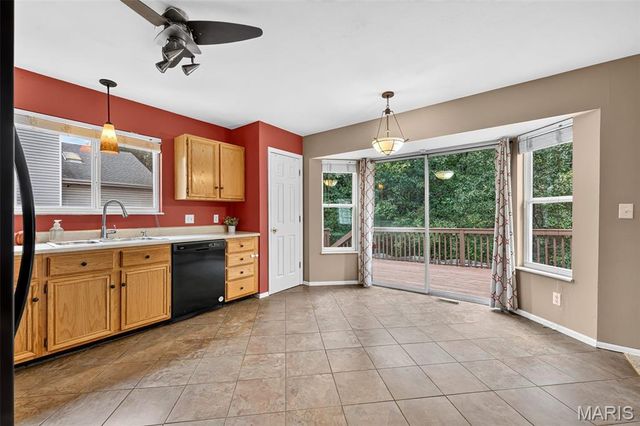 1033 Providence Pointe Drive, Wentzville, MO 63385