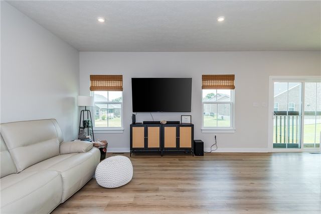 7240 Rivendell Circle, Dayton, OH 45459