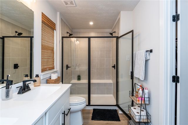 7240 Rivendell Circle, Dayton, OH 45459
