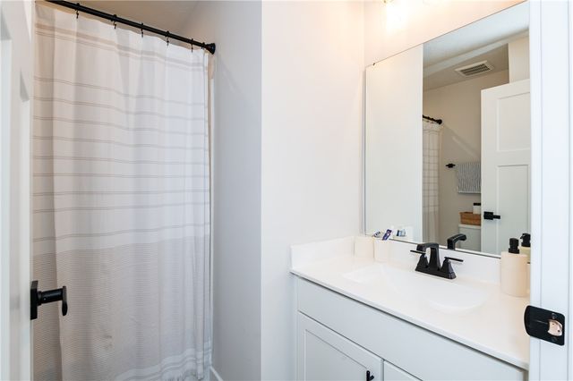 7240 Rivendell Circle, Dayton, OH 45459