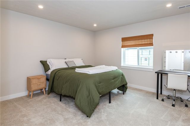 7240 Rivendell Circle, Dayton, OH 45459