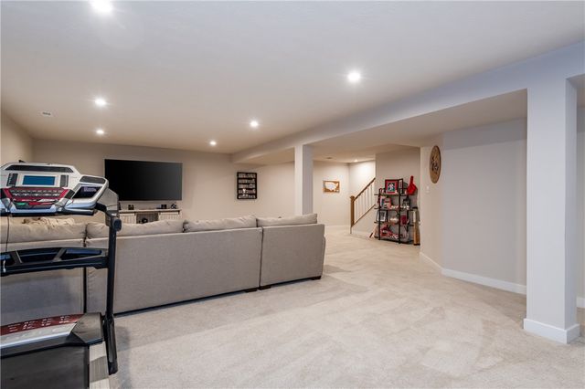7240 Rivendell Circle, Dayton, OH 45459