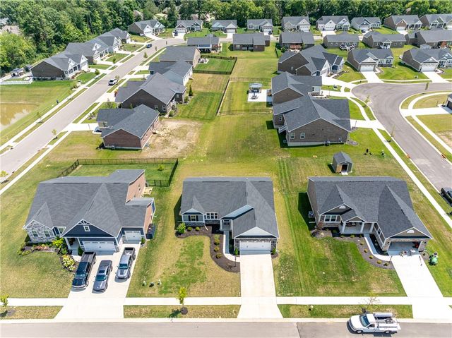 7240 Rivendell Circle, Dayton, OH 45459
