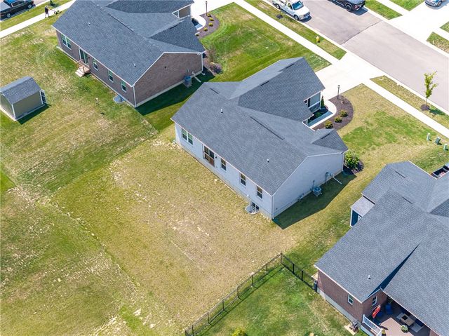 7240 Rivendell Circle, Dayton, OH 45459