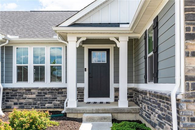 7240 Rivendell Circle, Dayton, OH 45459