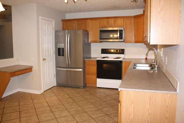 913 Fieldstone, Richmond, KY 40475