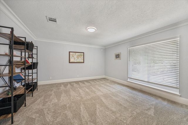 830 Silvergate Drive, Houston, TX 77079