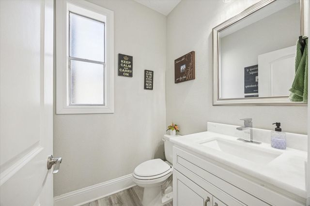 830 Silvergate Drive, Houston, TX 77079