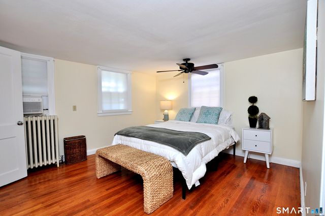 10 Toll House Lane, West Hartford, CT 06117