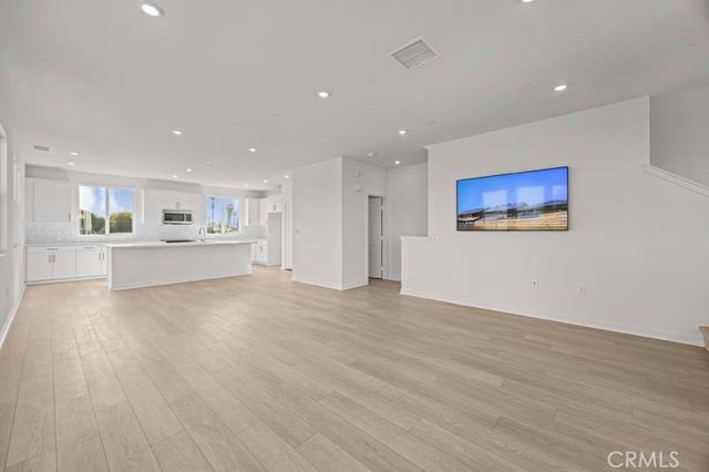 107 S Laxore Street 403, Anaheim, CA 92804