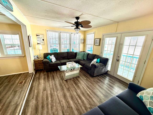 6001-1266A South Kings Hwy., Myrtle Beach, SC 29575