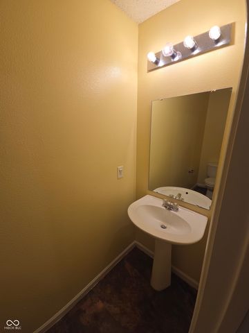 4320 Village Bend Lane, Indianapolis, IN 46254