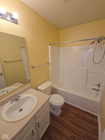 4320 Village Bend Lane, Indianapolis, IN 46254