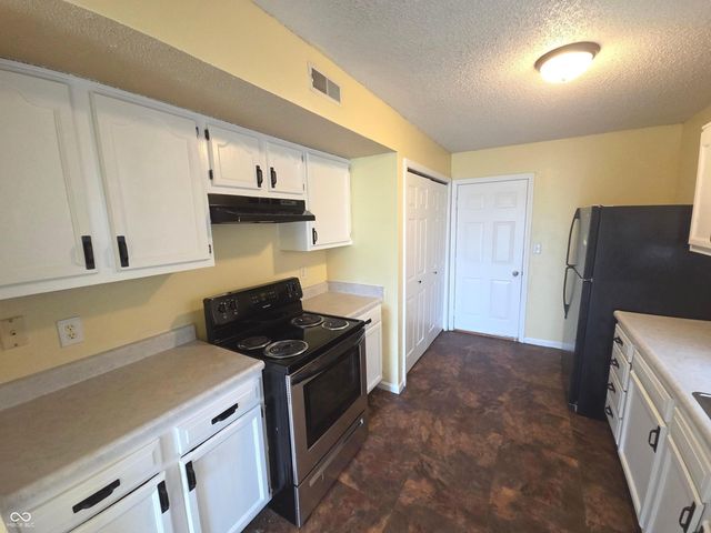 4320 Village Bend Lane, Indianapolis, IN 46254