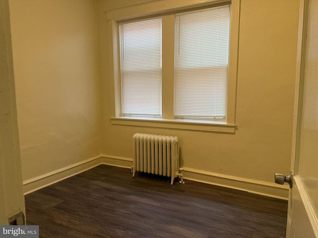 244 S FAIRVIEW AVE, Upper Darby, PA 19082