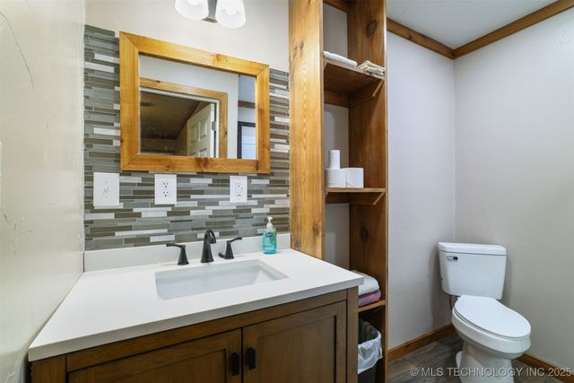 8813 Soldier Creek Road, Kingston, OK 73439