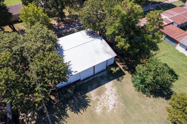 8813 Soldier Creek Road, Kingston, OK 73439