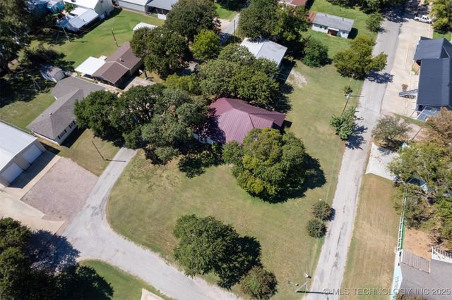 8813 Soldier Creek Road, Kingston, OK 73439