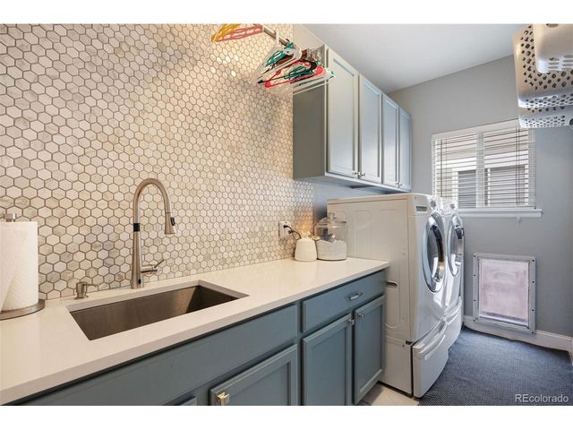 10060 Royal Eagle Ln, Highlands Ranch, CO 80129