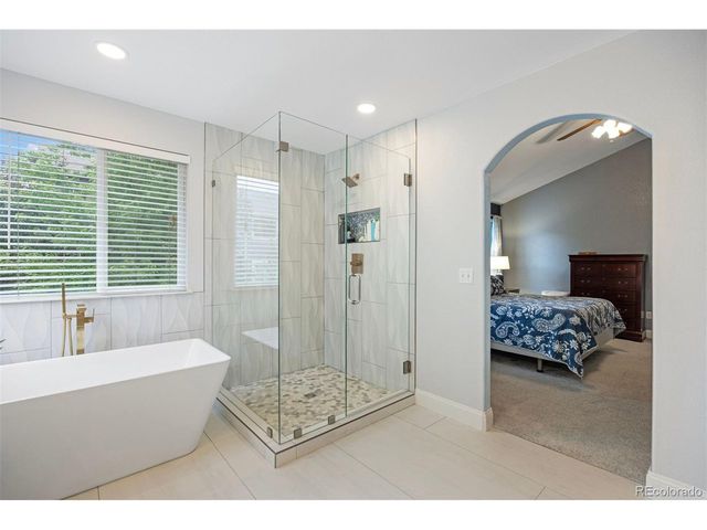 10060 Royal Eagle Ln, Highlands Ranch, CO 80129