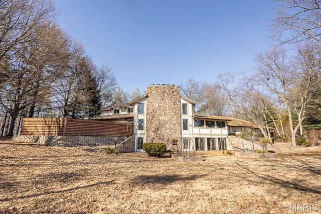 10 Phillips Lane, Shiloh, IL 62221