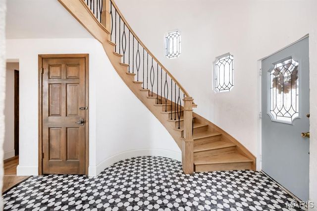 10 Phillips Lane, Shiloh, IL 62221