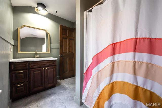 10 Phillips Lane, Shiloh, IL 62221