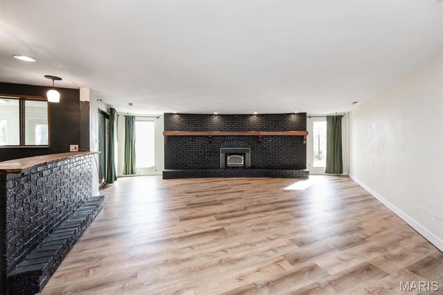 10 Phillips Lane, Shiloh, IL 62221