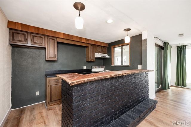 10 Phillips Lane, Shiloh, IL 62221