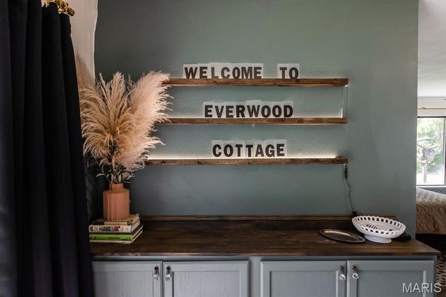 10 Phillips Lane, Shiloh, IL 62221